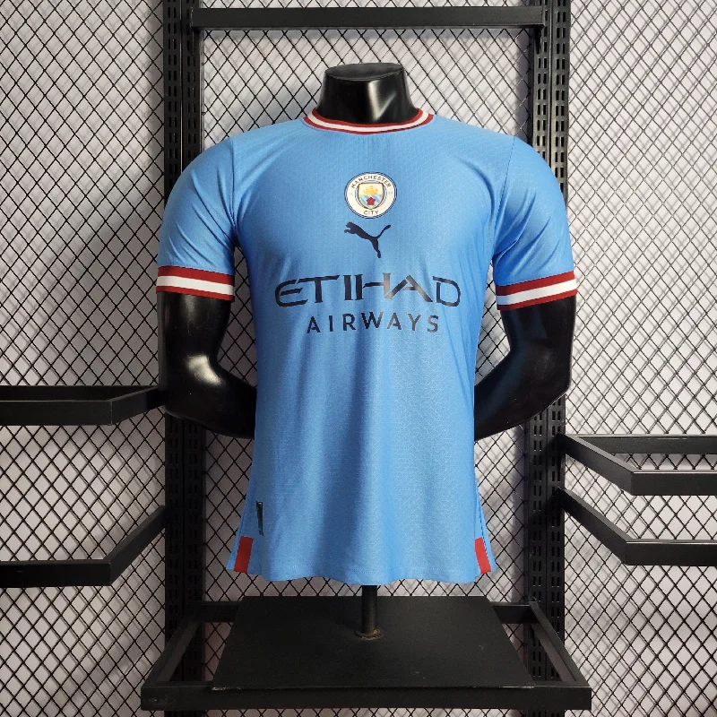 CAMISA VERSÃO PLAYER DO MANCHESTER CITY 22/23 AZUL